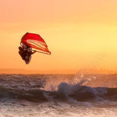 "Windsurfing at Bassin D’Arcachon (beatversion/Geoffrey Johnson)"