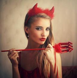 She's The Devil's Woman 