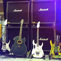 Wall of doom Jem10th - euphoria 7 - jem555 - MC7 universe - Marshall Stacks.jpg