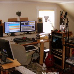 StudioBedroom010.jpg