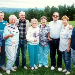 All four of Grandma\\\'s kids and me at the Grimsley Family Reunion - 1992.jpg