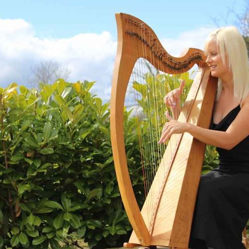 Caroline Stapleton Harpist